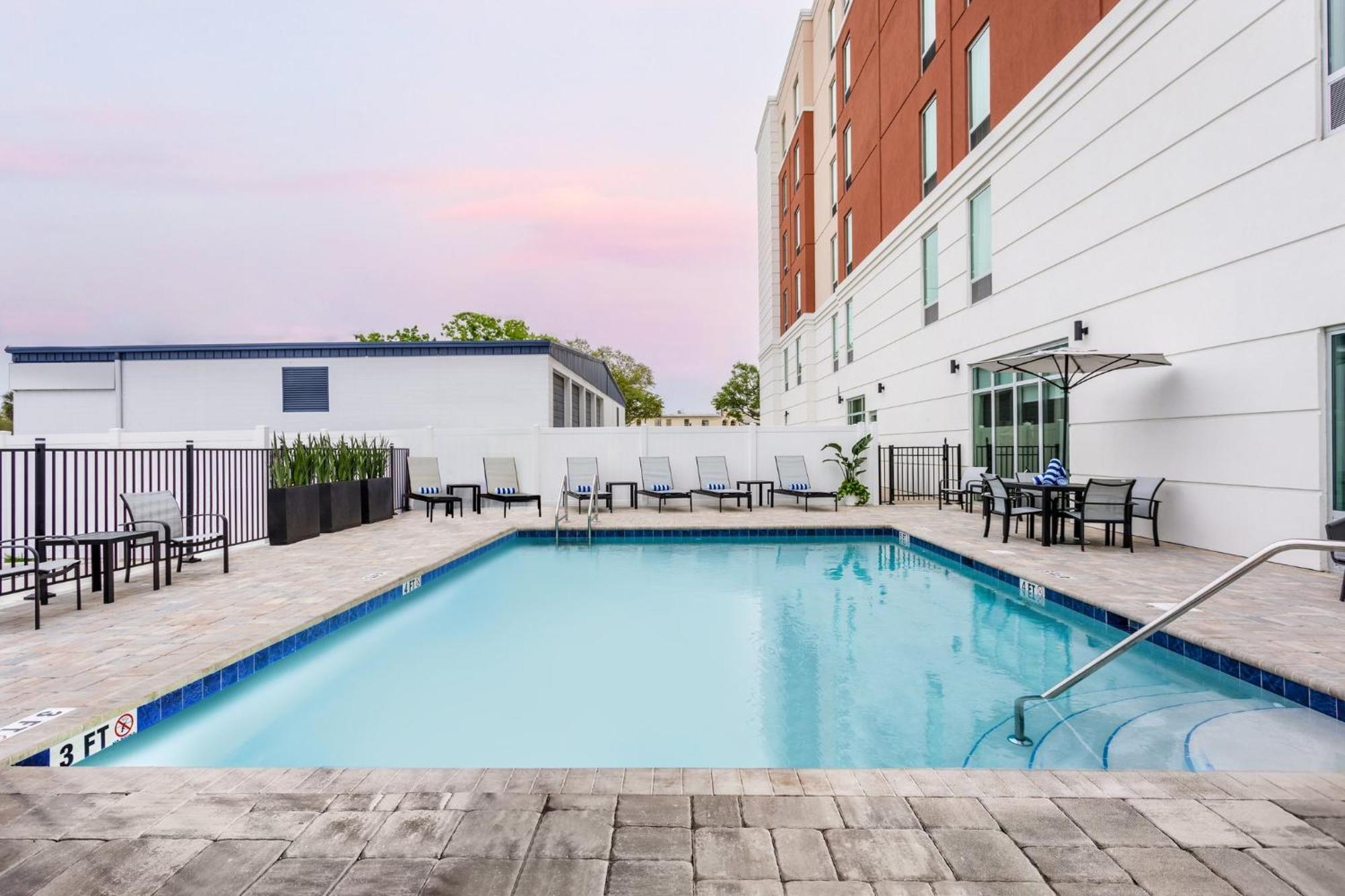 Staybridge Suites Winter Haven - Auburndale المظهر الخارجي الصورة